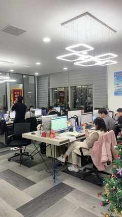 鼎億經濟信息咨詢 賦能決策，連接價值的信息橋梁